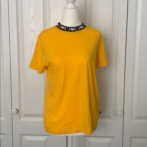 ⭐️Forever 21 x Disney Mickey Tee⭐️